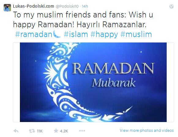بودولسكي نجم ارسنال و المانيا على تويتر : رمضان سعيد على اصدقائي المسلمين BrQhvqGCAAAmJwo