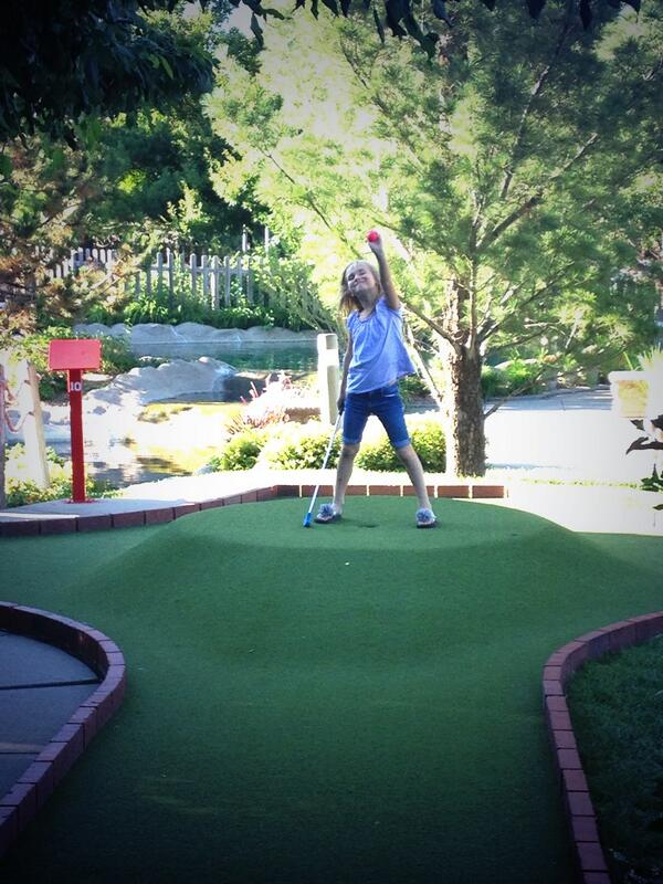 tayboesiger's tweet photo. Putt putt champ ⛳️✊#holeinone http://t.co/KGAkwduKzF