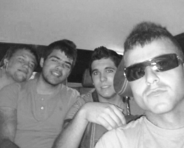 SR_S95's tweet photo. Noxes veraniegas chavales @luissalinero @jaavy10 @121_nacho #AsiSi http://t.co/CEQJeiC4HO