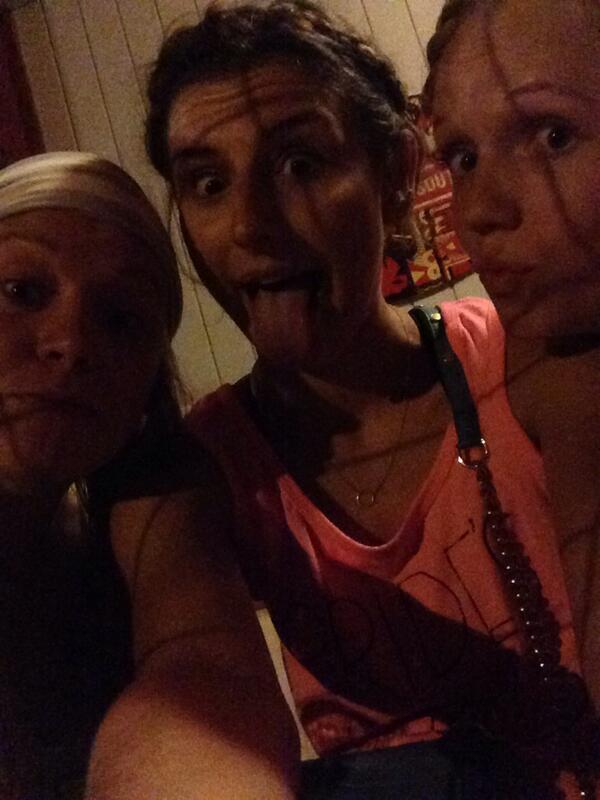 sierraschubach's tweet image. #nailedit #notgoodnight I have the bestest besties. Luhhhhh my bitches. #hashfrag