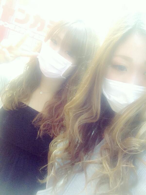 f__rose's tweet photo. ふーかが気分転換に付き合ってくれてる😂💕 http://t.co/3QnTFVSP6k