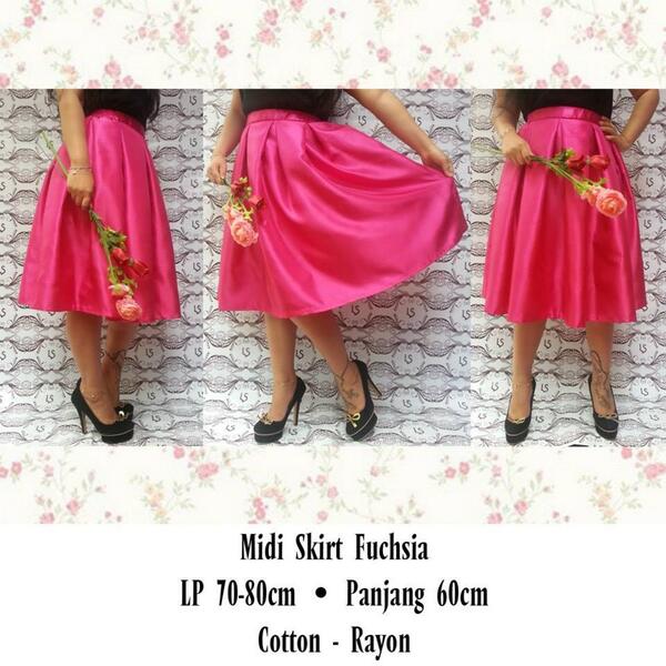 #jubelmalang #hijabers #hijabmurah #flareskirt #jualrok #rokmidi #lebaran #hijabfashion #ladyssecretos #midiskirt