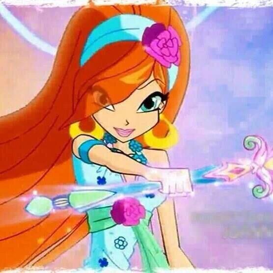 RT_orFave's tweet photo. Who's better? 
RT for Diaspro (voice of Ariana Grande)
Fave for Bloom(voice of Molly Quinn) http://t.co/Zj483GgUaH