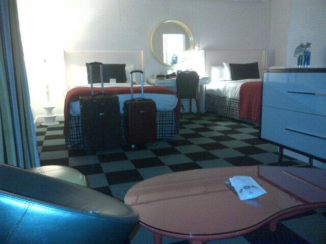 Checked in to my swanky room.  Upgraded because I have a bizillion... http://t.co/pvCSO5OooQ http://t<a href="/tag/mytwitteranniversary"class="tags"><span>#mytwitteranniversary</span></a>