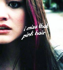 June8th2010's tweet image. I miss that pink hair Aria @lucyhale
