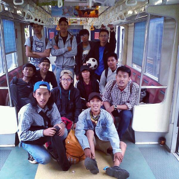 WmF tweet media
