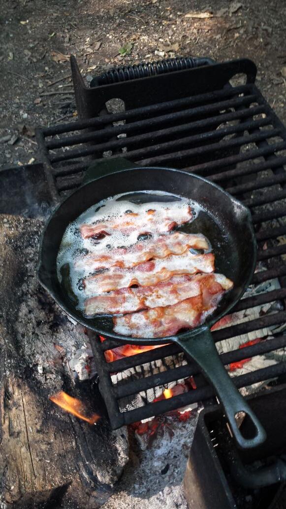 Chris_Woodard's tweet photo. Anything better than campfire bacon? #fd100joys http://t.co/ultSOggAnw