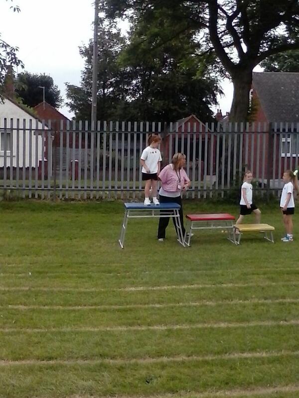 RedheadAnnette's tweet image. 1st place at sports day
