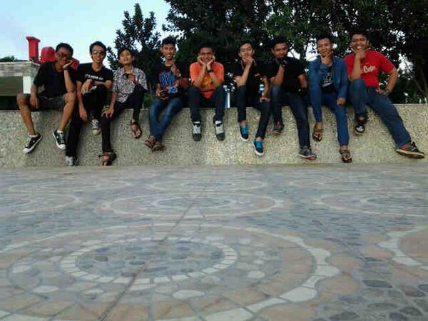 Holiday AEC trawas