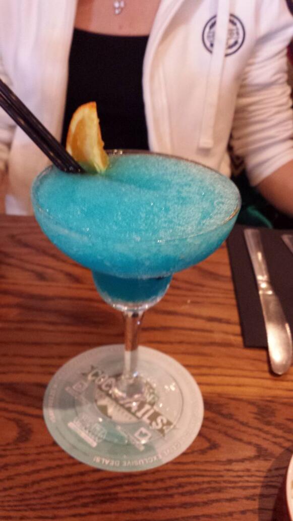 wayneDLWorcs's tweet photo. Never too early for a frozen cocktail @TheChiquito #SAYFREEZE http://t.co/rbBDf5wZ4k