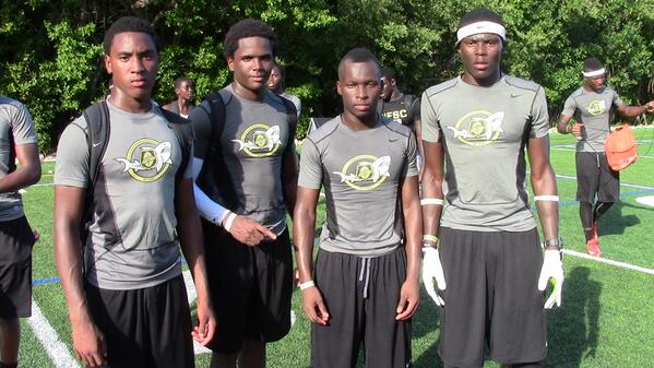 SFHSSports's tweet photo. These guys led BTW to Nike 7on Championship #TDMakers @_hardtime3 @a6callaway http://t.co/fger3lfZKq