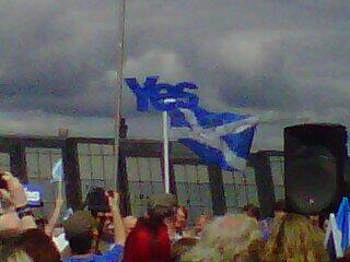 CameronMoy's tweet image. Crowd singing Caledonia #indyref #bbcprotest #bbcbias #glasgow #Edinburgh #scotland