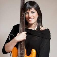 Recording real #musicians is such a pleasure:Marta on bass&amp;Mercedes on silverFlute:2 takes-job done.Non of editingBiz