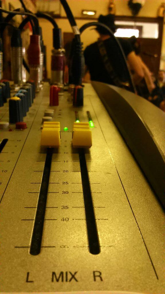 PJSoundLive's tweet image. Sailing club is jam packed for The Captains Daughter! Get yourselves down here!! #LFF2014