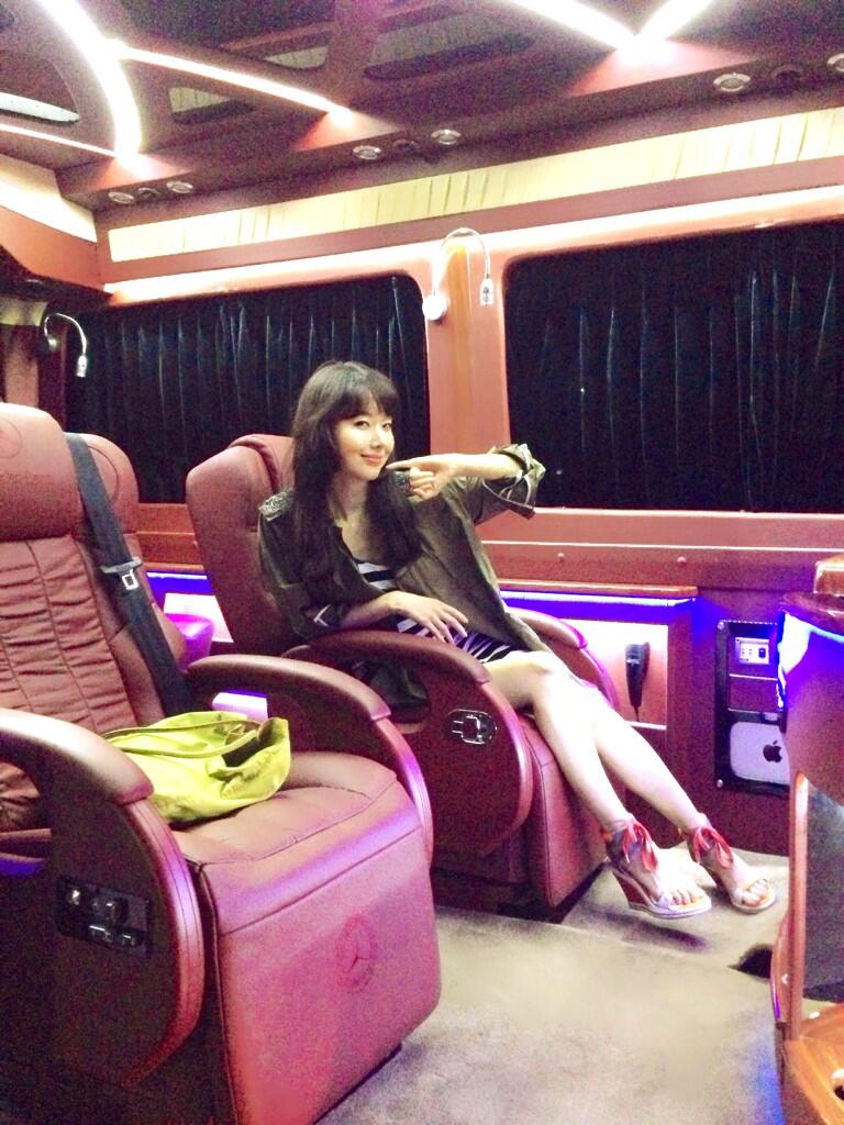 BrTwLSACUAE82cH.jpg:large