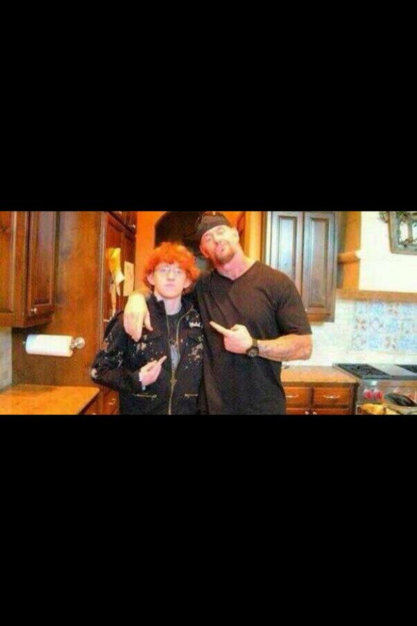 TheUndartaker's tweet image. A picture of my son and I.