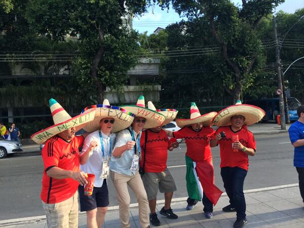 Ekki það að við <a href="/gislimarteinn/">Gísli Marteinn</a> höldum endilega með Mexikó.  En þeir eru léttir #hmruv