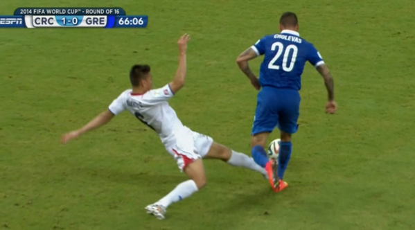 ESPNFC's tweet photo. RED CARD COSTA RICA! Duarte receives his 2nd yellow &amp; is sent off! #CRC have to survive the final 23 mins w/10 men http://t.co/8bzRMmKtp7