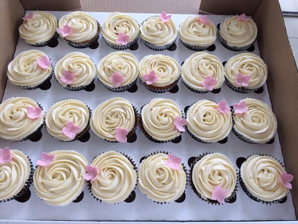 Lucie Cannings (@theprettycake) on Twitter photo 