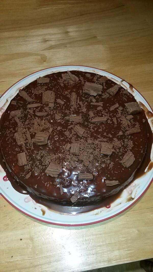 JasonHarttt's tweet image. Chocolate orange cake with the best person ever @AysheYaver