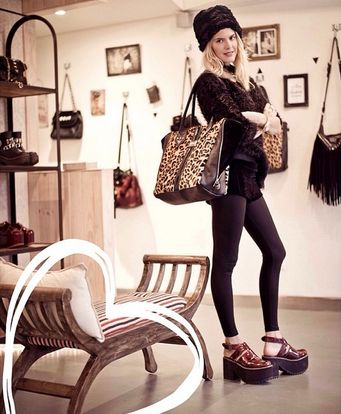 Amo <a href="/cloetas/">cloetas</a> !!!!!!!