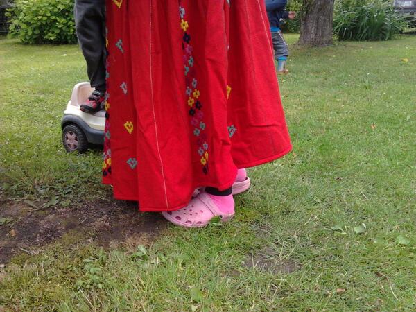 21.gs. Jāņu tērpa apavi - PLASTALAS ;-) #GadaJaunvārds