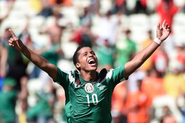 La reacción de <a href="/OficialGio/">Giovani Dos Santos</a> después del gol que adelantaba a los nuestros