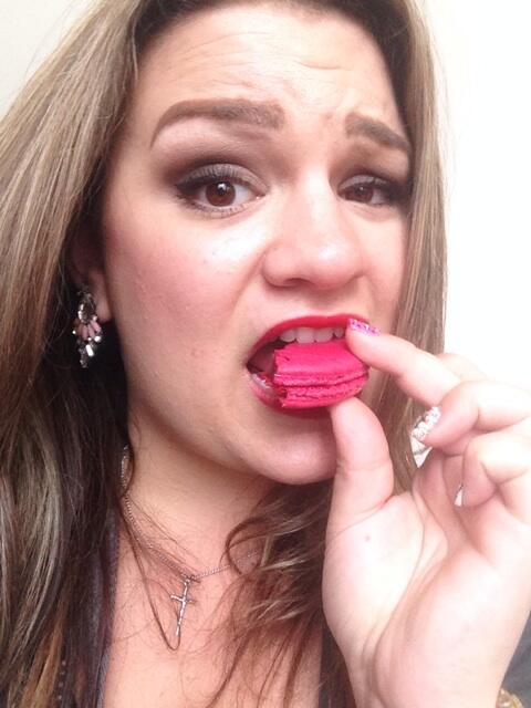 mrsmyers121's tweet image. Fucking Paris, man! #raspberrymacarons #cantevenhandleit
