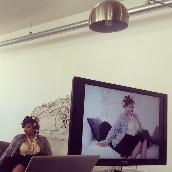 StyleSeat's tweet image. Sneak peek of our exclusive L.A. photoshoot in the gorgeous @1906Studios. Styling by #SSpro @hairsymone #ssphotoshoot