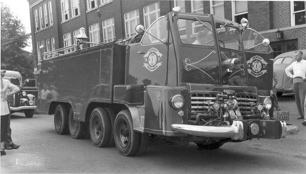 BillyGoldfeder's tweet image. Final weird non-tractor apparatus posting for 2day. It's the Spangler Dual. Ever heard of it? Hint: not a success.