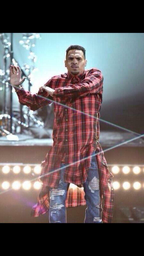 _YGFloyd's tweet photo. Must Seen His Parole Officer While Performing😂😂😂😂😂😂 http://t.co/NGQyt26Fi8