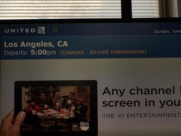 JanNash100's tweet photo. Four hours in to a mechanical delay.  Think good thoughts that this plane takes off... Soonish. http://t.co/czKijjcnTu
