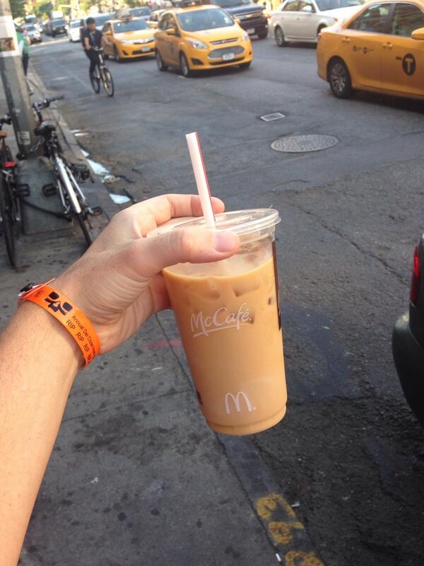 SteveTheiss's tweet photo. Iced coffee onedollar  nosugarnosugarnosugar. @illisdub @ciroccotweets #DCM16 http://t.co/evYbF7ZDo2