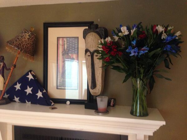 JonCdsm's tweet photo. Pretty sure I have the most patriotic fireplace mantle this 4th. http://t.co/Fg1A4ahBWm