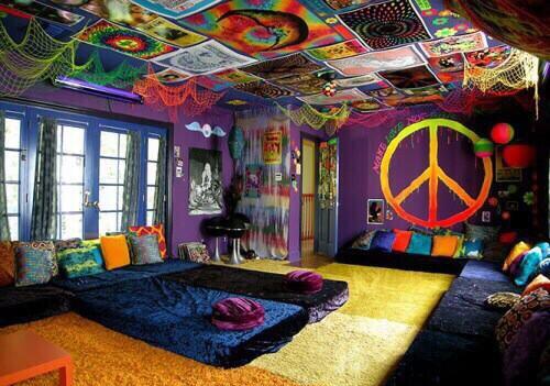 Pshychedelics24's tweet photo. The perfect room http://t.co/vOyclLry7i
