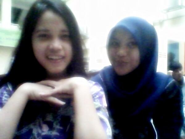 w/ <a href="/naninhanoy/">Nani Islamiah</a> di PI :D