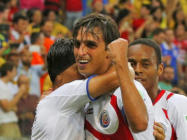 Le_Figaro's tweet photo. Et c'est fini ! Le Costa Rica retrouvera les Pays-Bas en quart de finale >> http://t.co/Y6Ll8ISDQj #COSGRE http://t.co/gRbcLBLnkq