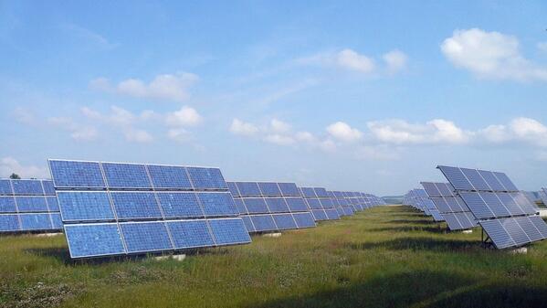 veoverde's tweet image. #GER Alemania rompió 3 récords de energía solar este mes buff.ly/1r0mwI1