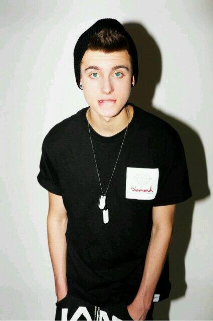 WeekIyChriss's tweet photo. http://t.co/z92UtZXcPR