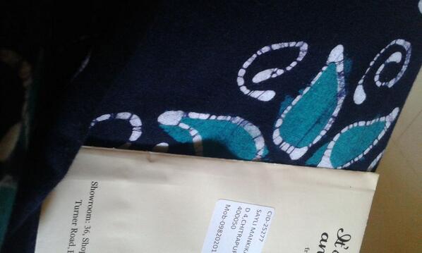 saylitweets's tweet image. why does #tanishq store need to put out my mobile number on the courier addressline? @TanishqJewelry #seriousissue