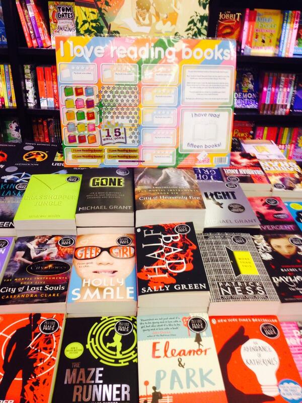 WaterstonesDork's tweet image. Thinking of getting myself reward chart. When I have read 15 books I will reward myself with... carrot cake!