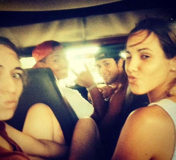 TeInvito69's tweet photo. Good moments with good friends. @AnaFdezCid http://t.co/qXoOEB6aSD
