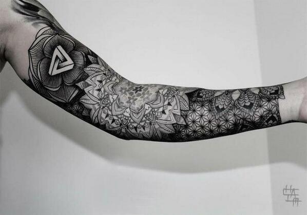 TheDailyTattoos's tweet photo. Sleeve tattoo by Chaim Machlev http://t.co/i6rhZcImBZ