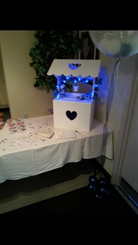 ATballoons's tweet photo. This weekends wedding in canvey island http://t.co/baBx3UUoQJ