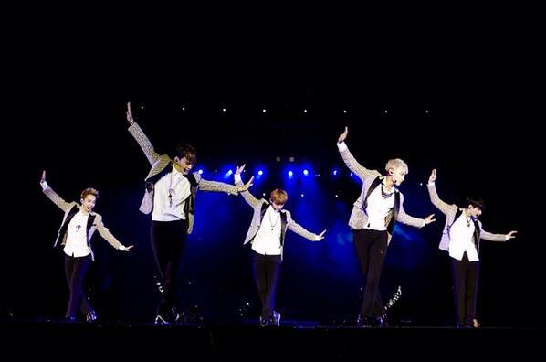 Имаджин драгон концерт. Группа спб. Сплин группа 2021. Выступит со своей группой. Dead blonde концерт.