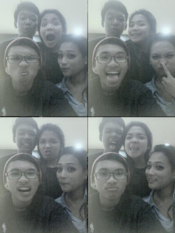 thaniaqueenbee's tweet photo. Team rusuh @agungdwif @MichaelBYE48 @DevieDemplon http://t.co/6CAr4mf1u1