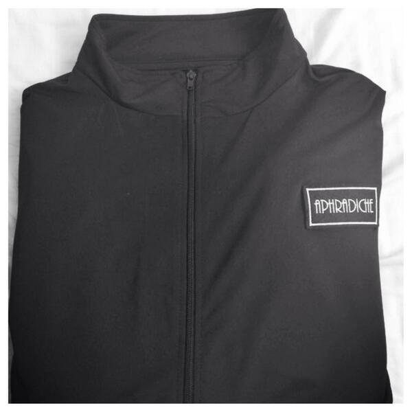 AphradicheClothing™ tweet media