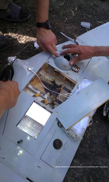 segodnya_life's tweet image. Пограничники и военнослужащие ВСУ сбили российский "беспилотник" - Госпогранслужба bit.ly/1x3VOPq