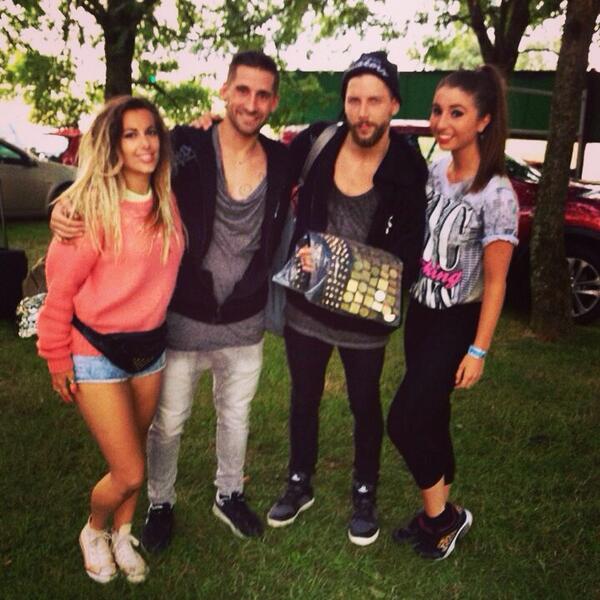 KimberleeSteel's tweet image. Chilling with #Cascadas dancers at #SwanseaPride #PostPerformance #Gig #Gaga