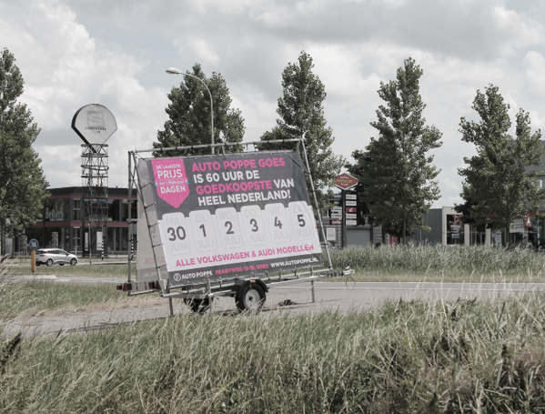 MHMol's tweet photo. Deze week is er een '60-uursactie' bij @AutoPoppe. DMARC verzorgde alle promotiemiddelen. http://t.co/mCGQBBPerO